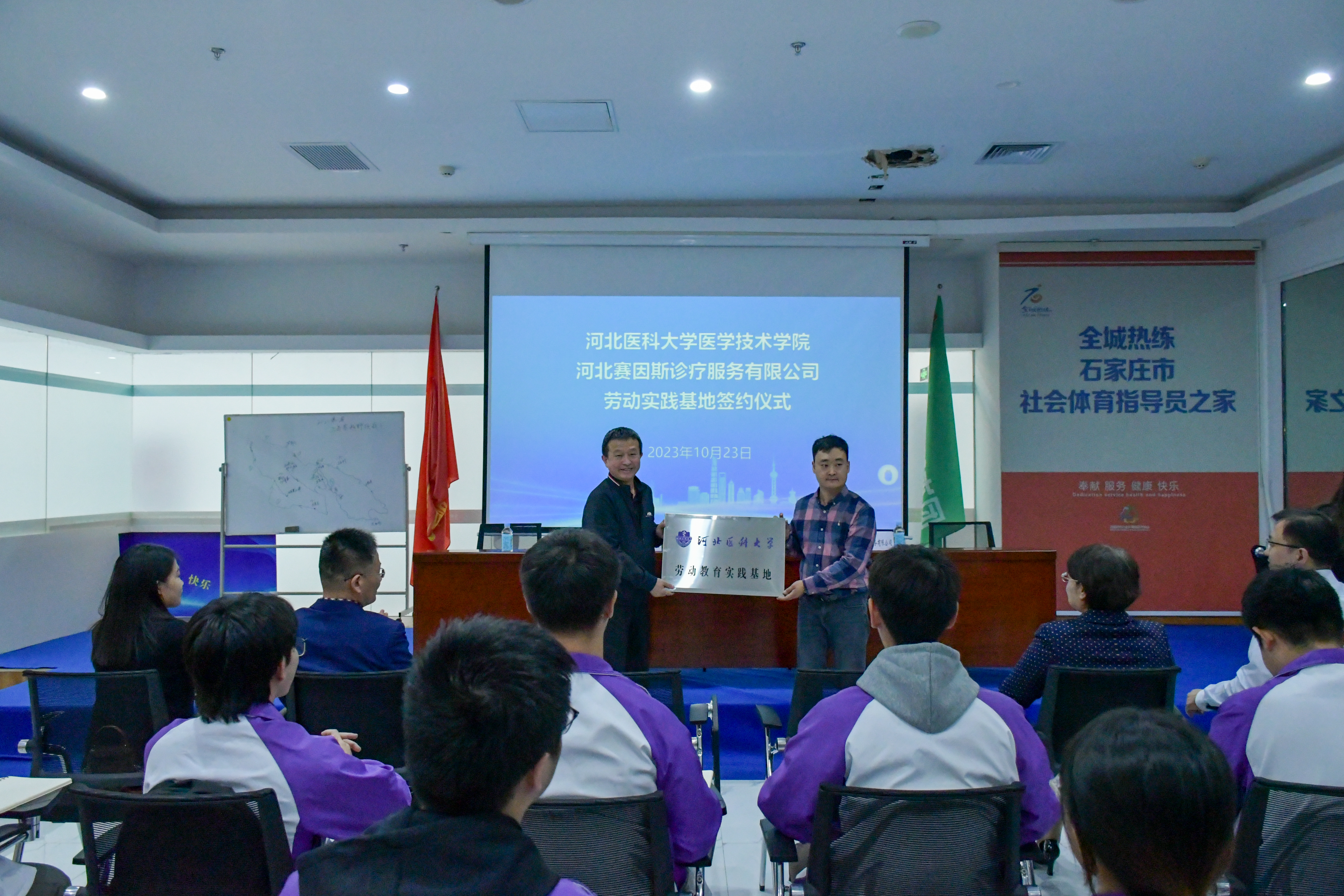 1698302820848051370.jpg 1698302820848051370.jpg